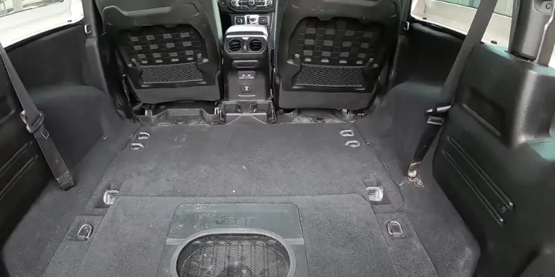 jeep wrangler cargo storage