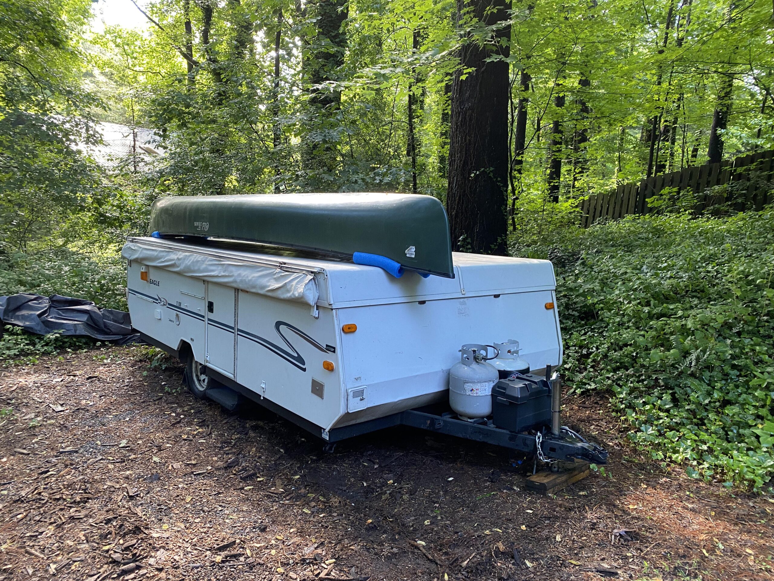 Can You Put Kayaks on Top of a Pop Up Camper