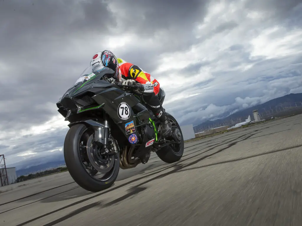 Kawasaki H2R Top Speed Without Limiter - Vehicolic